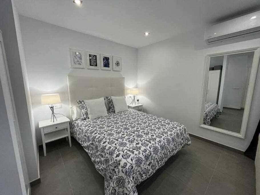 XXI E Apartamentos Morales & Arnal Ronda Luaran gambar